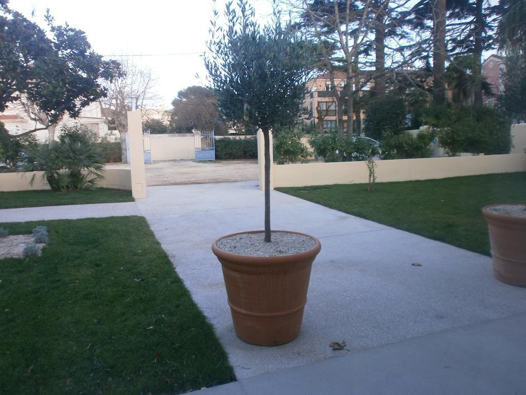 Le Poseidon La Seyne-sur-Mer Exterior foto